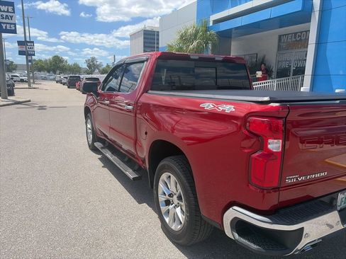 Used 2021 Chevrolet Silverado 1500 LTZ w/ Safety Package II image 11