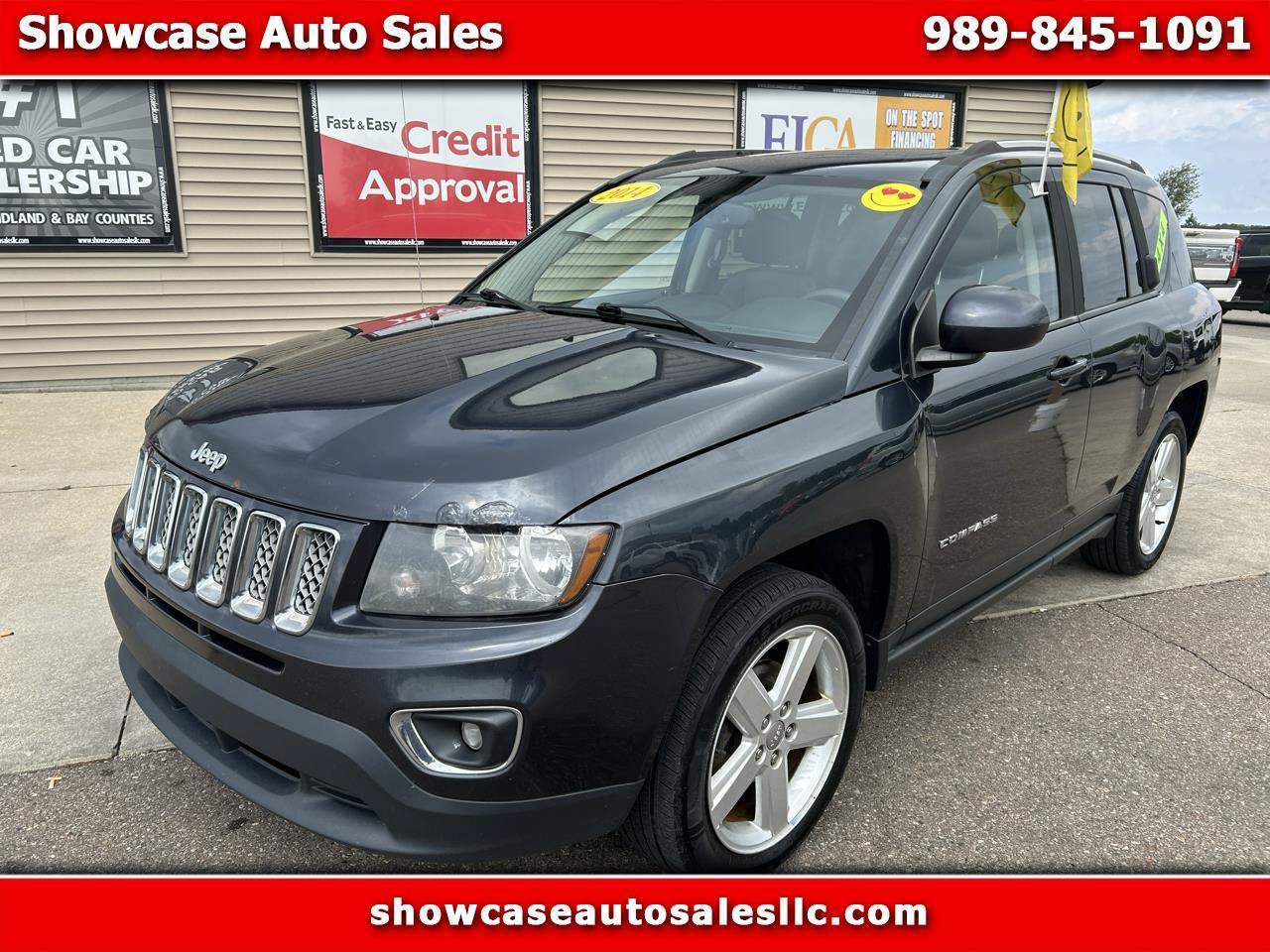 Used 2014 Jeep Compass Latitude FWD image 1