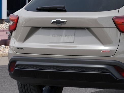 New 2026 Chevrolet Trax RS image 14
