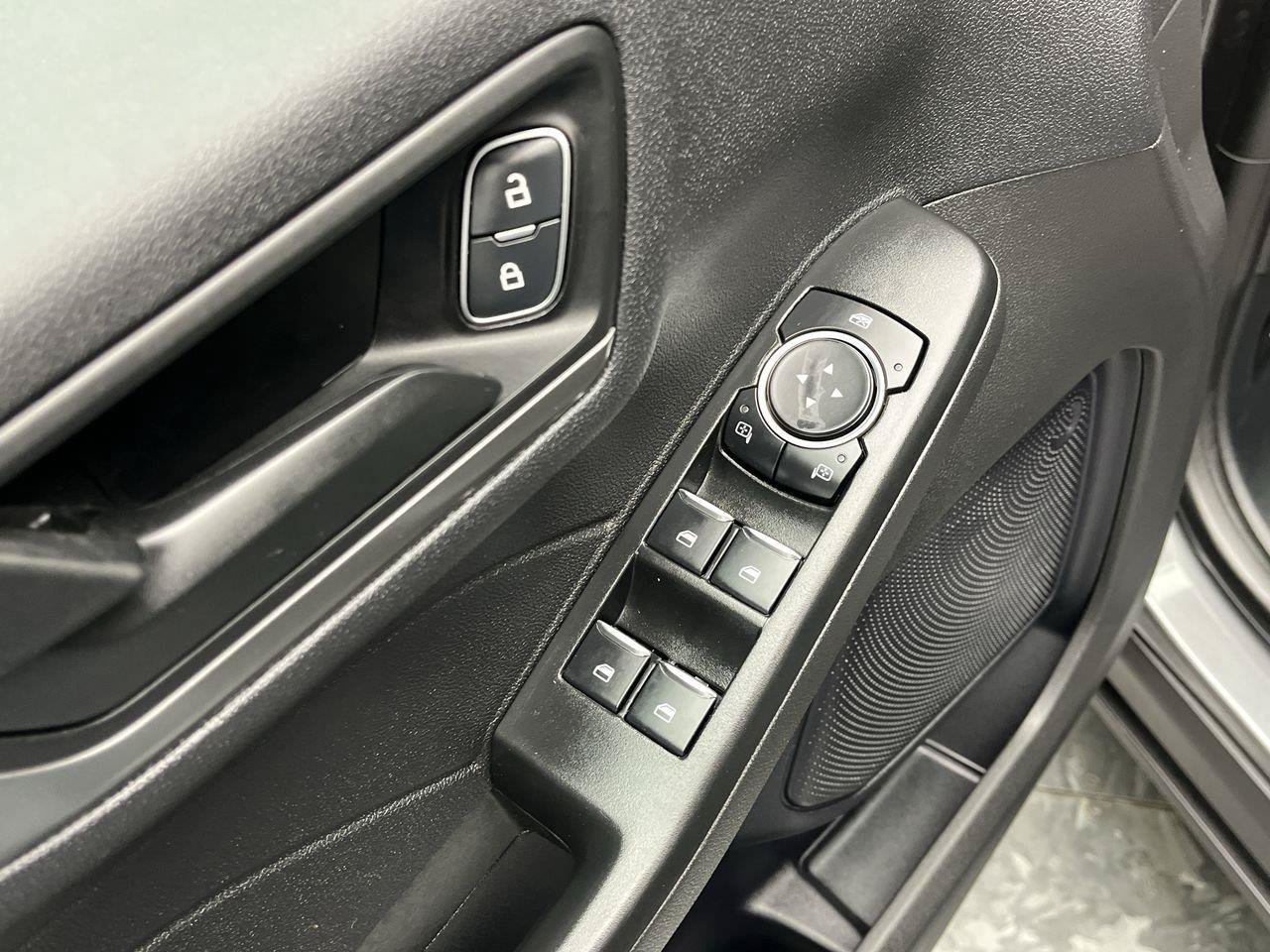Used 2024 Ford Escape Active AWD/4WD image 9