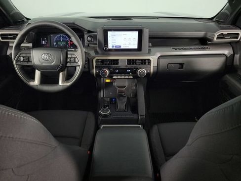 Used 2024 Toyota Tacoma SR5 AWD/4WD image 25