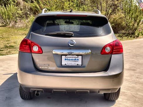 Used 2015 Nissan Rogue S w/ Convenience Package image 6