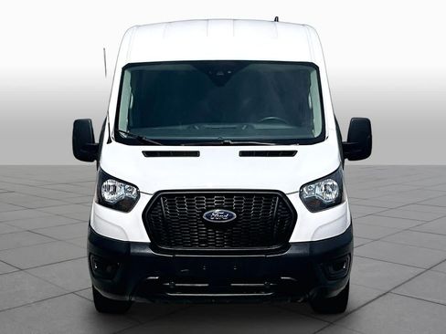 Used 2023 Ford Transit 250 Medium Roof AWD image 4
