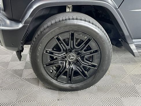 Used 2025 Mercedes-Benz G 550 w/ Manufactur Interior Package image 30