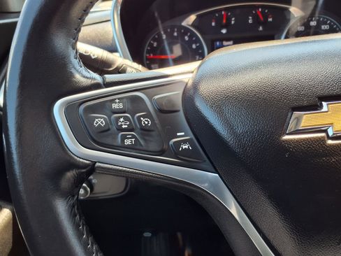 Used 2022 Chevrolet Equinox LT FWD image 18
