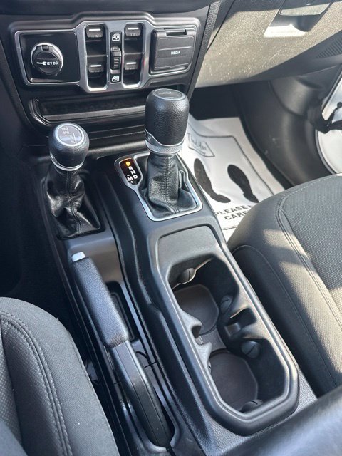 Used 2023 Jeep Gladiator Sport AWD/4WD image 36