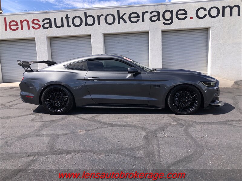 Used 2016 Ford Mustang GT RWD image 1