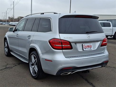 Used 2019 Mercedes-Benz GLS 550 4MATIC image 4