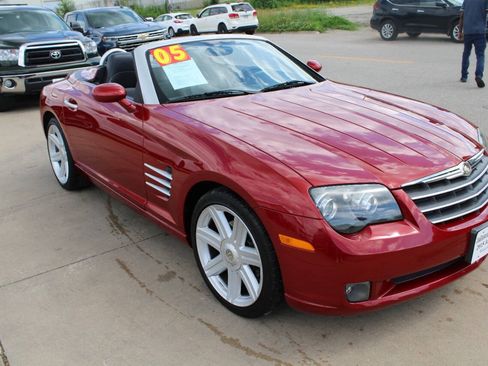 Used 2005 Chrysler Crossfire Limited RWD image 4