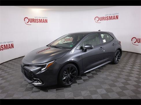 Used 2025 Toyota Corolla XSE image 4