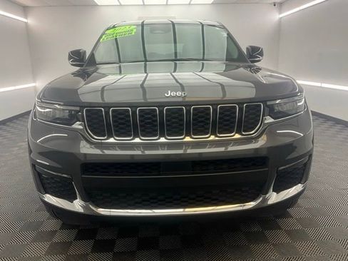 Used 2023 Jeep Grand Cherokee L Limited AWD/4WD image 2
