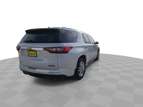 Used 2020 Chevrolet Traverse High Country FWD image 8