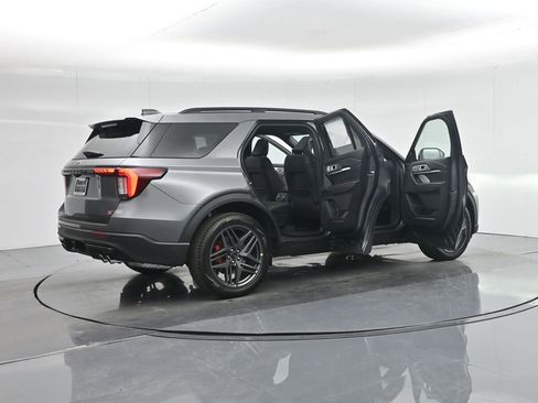 New 2026 Ford Explorer ST AWD/4WD image 5