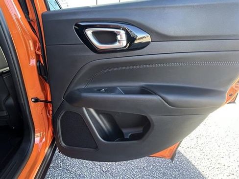 New 2026 Jeep Compass Latitude image 21