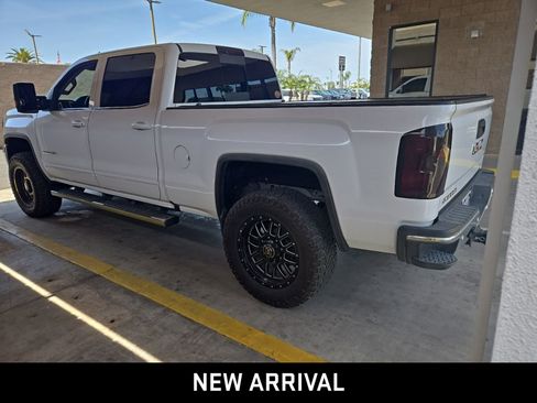 Used 2016 GMC Sierra 2500 SLE w/ SLE Preferred Package image 5