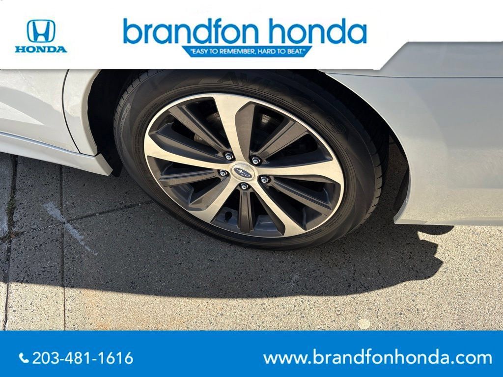 Used 2017 Subaru Legacy 3.6R Limited AWD/4WD image 30