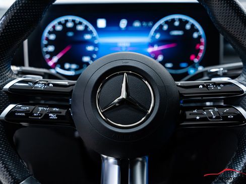 Used 2023 Mercedes-Benz C 300 Sedan image 74