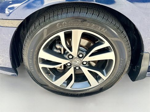 Used 2023 Honda Odyssey Touring image 34