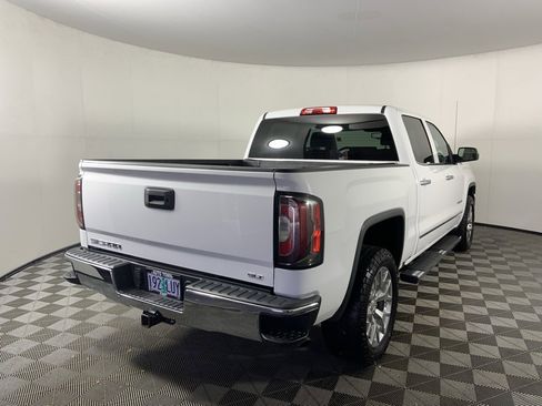Used 2018 GMC Sierra 1500 SLT w/ SLT Premium Package image 3
