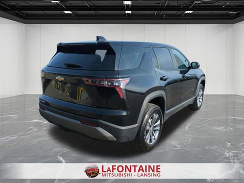 Used 2025 Chevrolet Equinox LT image 8