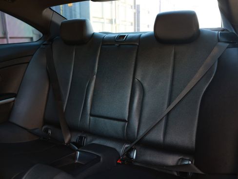 Used 2019 BMW 440i Coupe w/ M Sport Package image 11