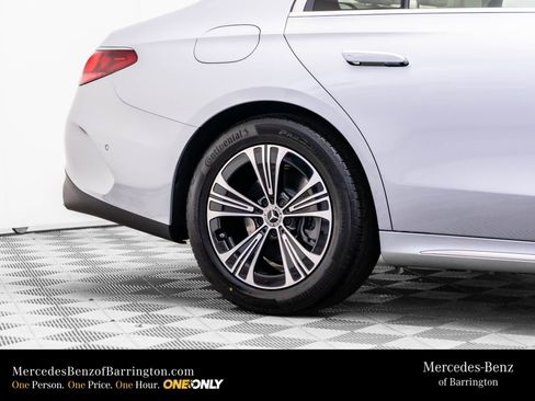 New 2026 Mercedes-Benz E 350 4MATIC Sedan image 37