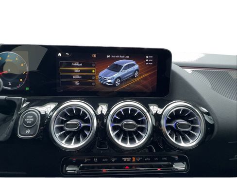 Used 2023 Mercedes-Benz GLA 250 image 40