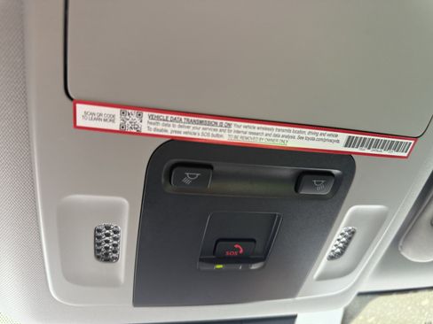 Certified 2025 Toyota Camry LE w/ Convenience Package FWD image 8