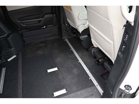 New 2025 Honda Odyssey EX-L image 19