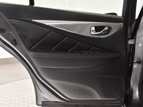 Used 2017 INFINITI Q50 2.0t w/ Moonroof Package image 25