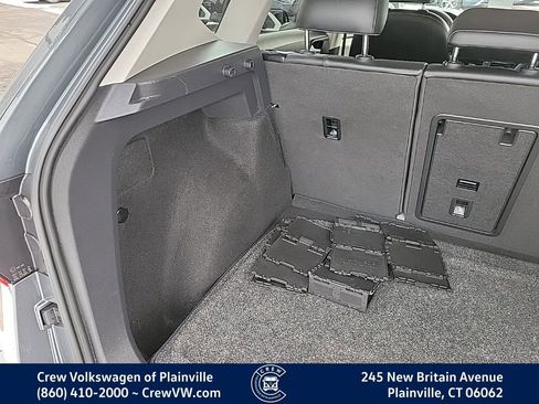 Certified 2022 Volkswagen Taos SE image 48