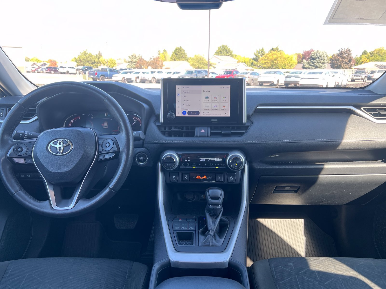 Used 2024 Toyota RAV4 XLE w/ Weather Package AWD/4WD image 12