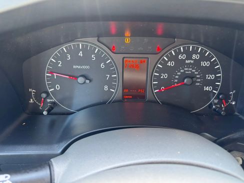 Used 2020 Nissan NV 2500 SV image 10