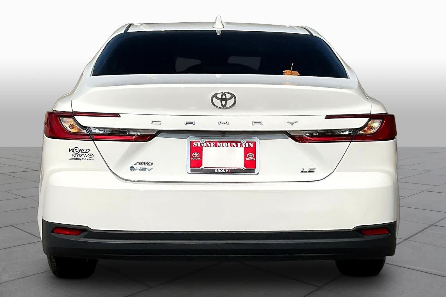 Used 2025 Toyota Camry LE w/ Convenience Package AWD/4WD image 9