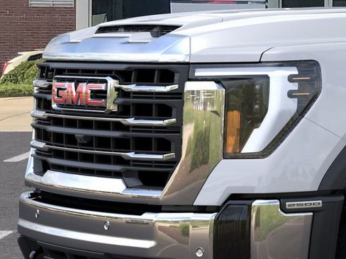 New 2026 GMC Sierra 2500 SLT image 13