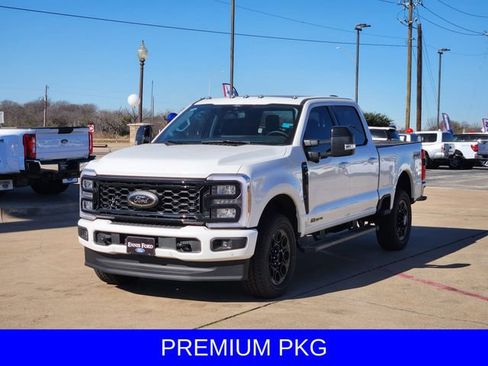 New 2026 Ford F250 Lariat w/ Black Appearance Package AWD/4WD image 3