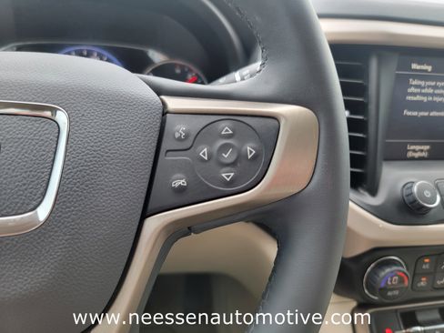 Used 2023 GMC Acadia Denali AWD/4WD image 20