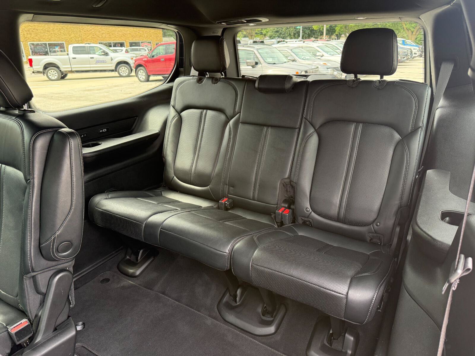 Used 2022 Jeep Wagoneer Series III w/ Convenience Group I AWD/4WD image 14