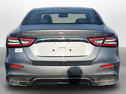 Used 2023 Nissan Maxima SV w/ Floor Mat Group FWD image 4