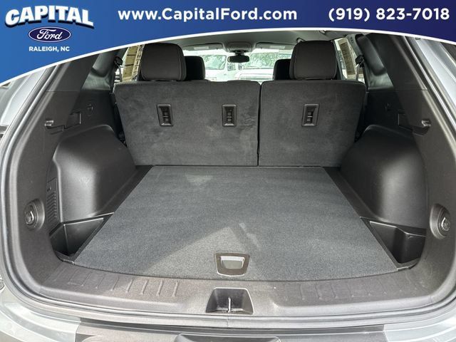 Used 2024 Chevrolet Blazer LT w/ Convenience Package FWD image 16