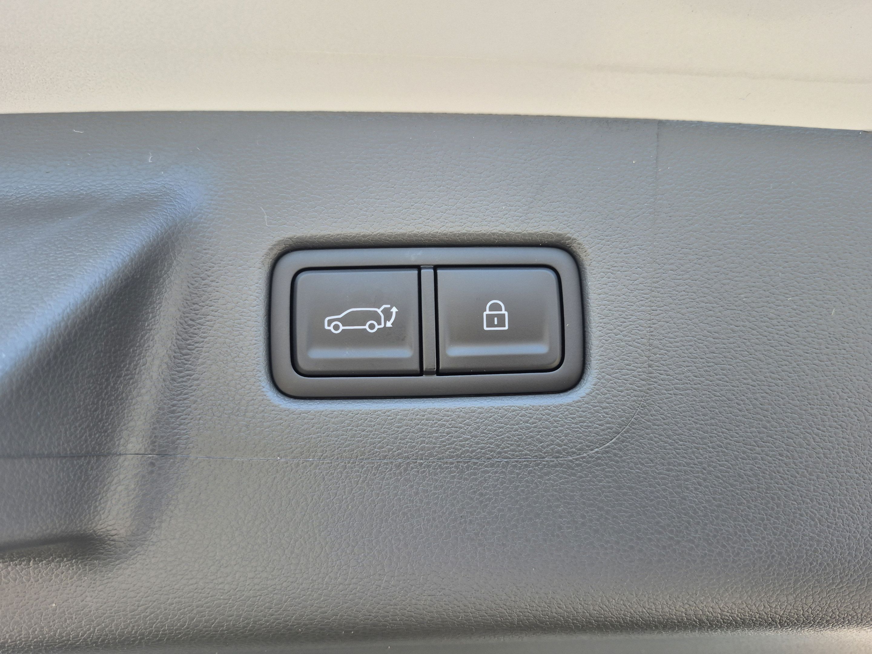 New 2027 Hyundai Santa Fe SE FWD image 10