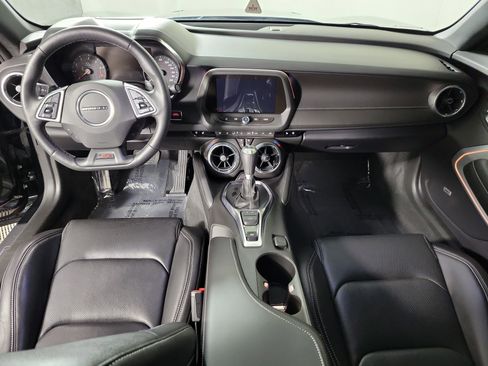 Used 2016 Chevrolet Camaro SS image 11