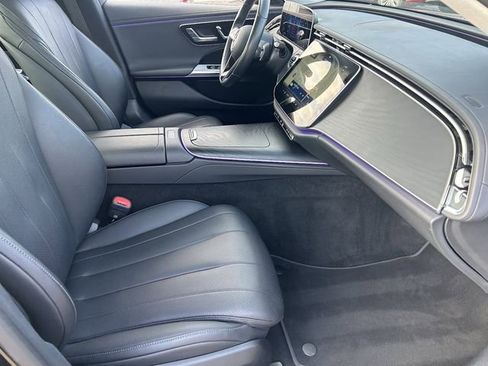 Used 2025 Mercedes-Benz E 350 Sedan w/ Winter Package image 12