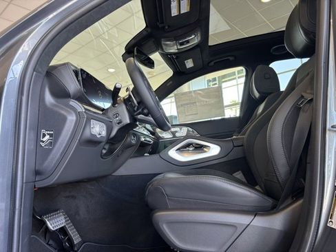 New 2025 Mercedes-Benz GLS 63 AMG 4MATIC image 13