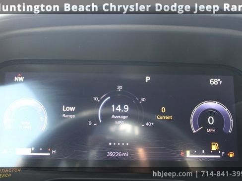 Used 2021 Jeep Grand Cherokee L Overland w/ Luxury Tech Group IV image 19