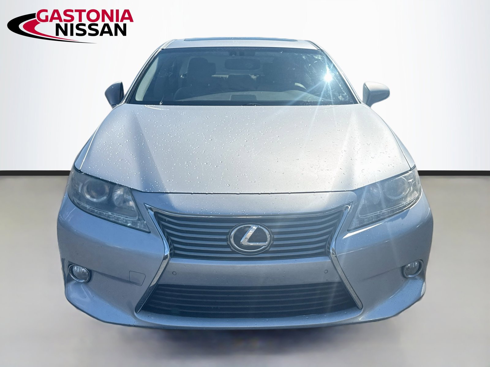 Used 2013 Lexus ES 350 w/ Luxury Pkg FWD image 2