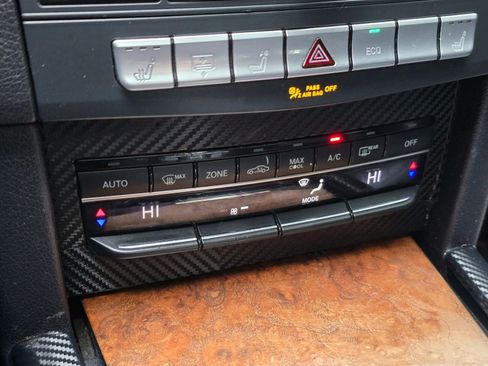 Used 2014 Mercedes-Benz E 350 E 350 Sedan 4D image 26