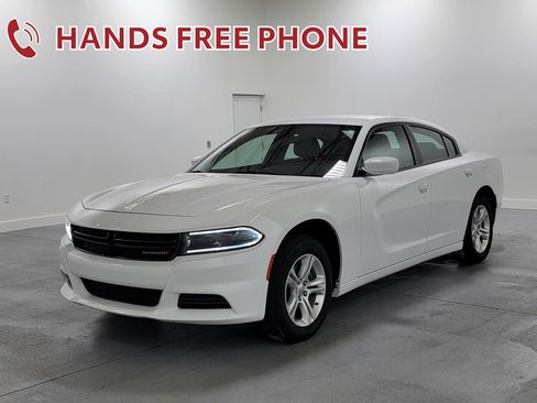 Used 2022 Dodge Charger SXT image 4