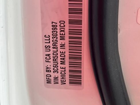 Used 2024 RAM 2500 Big Horn image 36