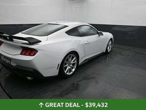 Used 2024 Ford Mustang GT Premium image 15